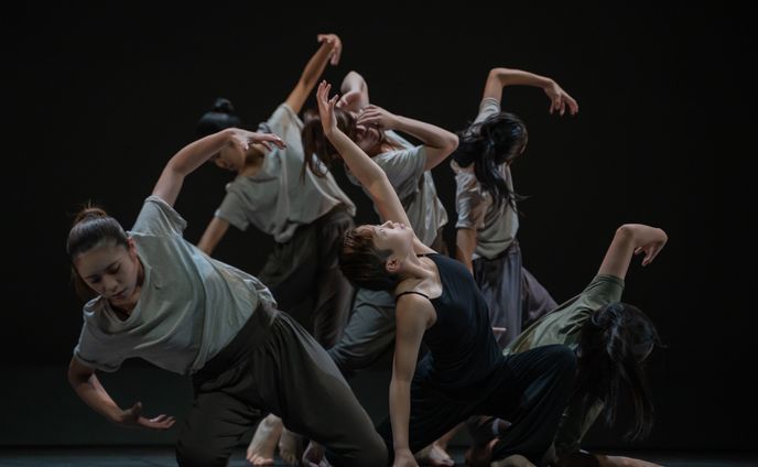 ダンス公演　写真