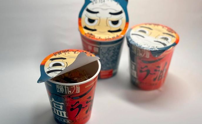 カップラーメン