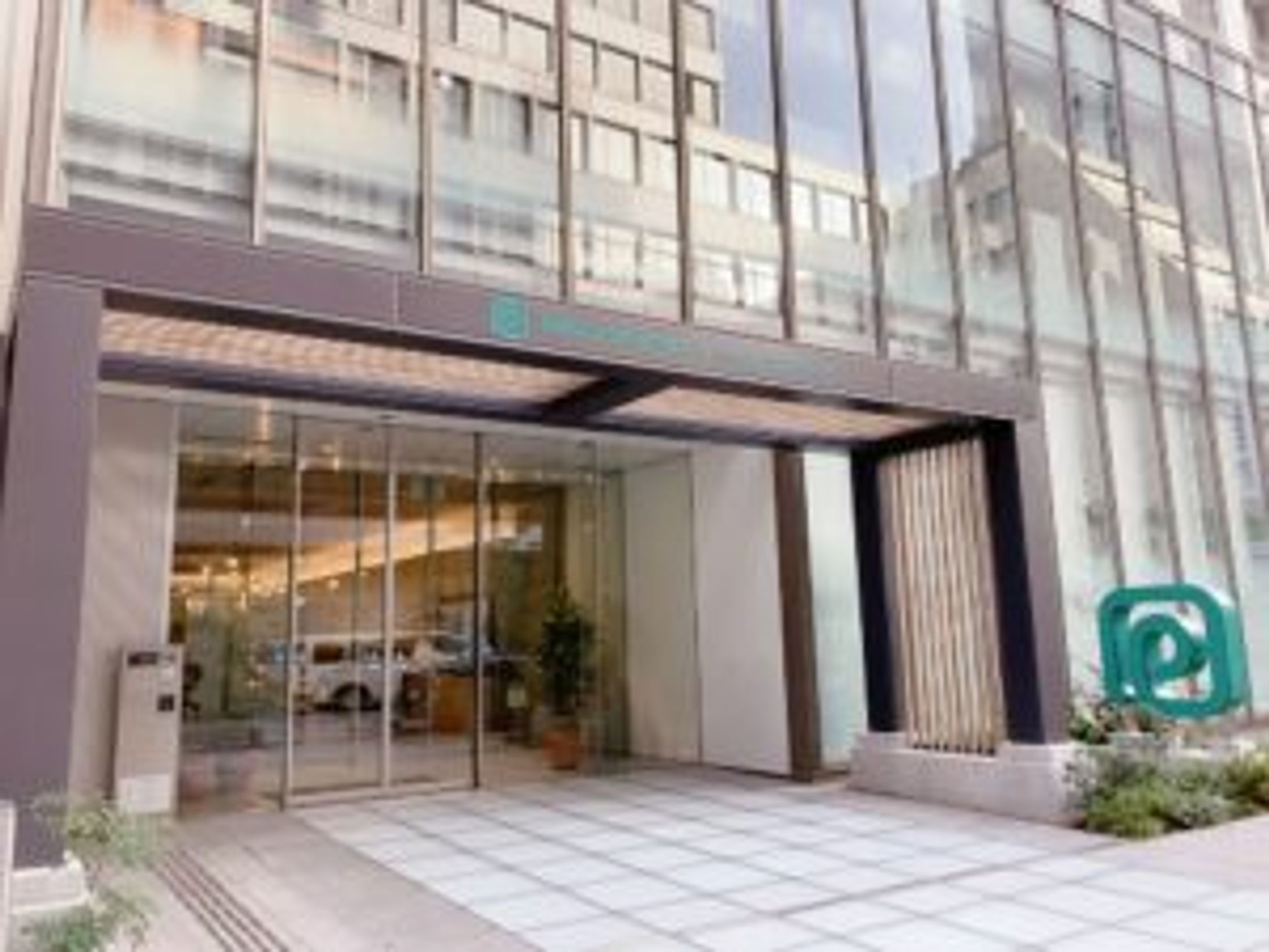 プリンススマートイン大阪淀屋橋・デジタルサイネージ-1