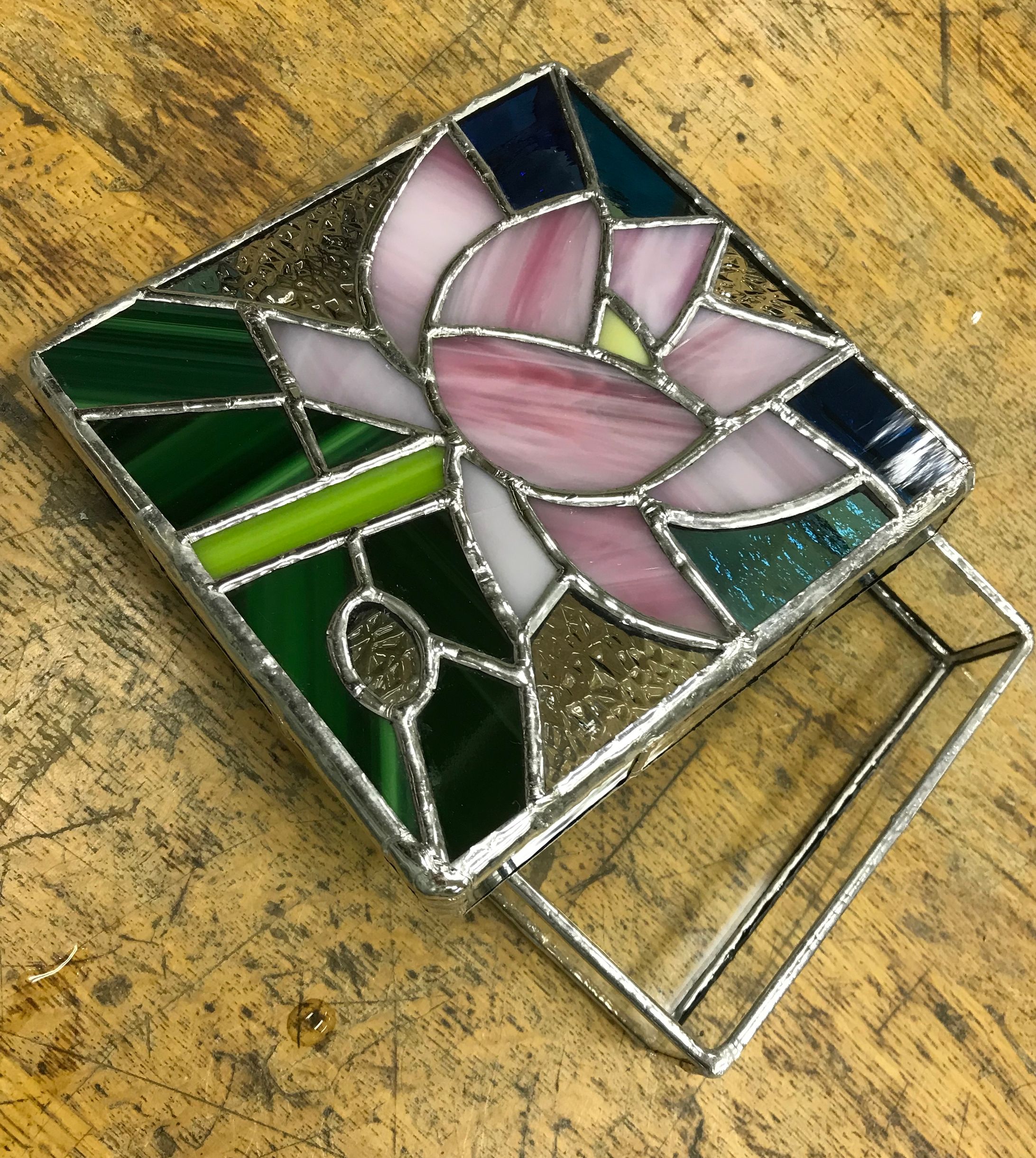 蓮のステンドグラスボックス-1