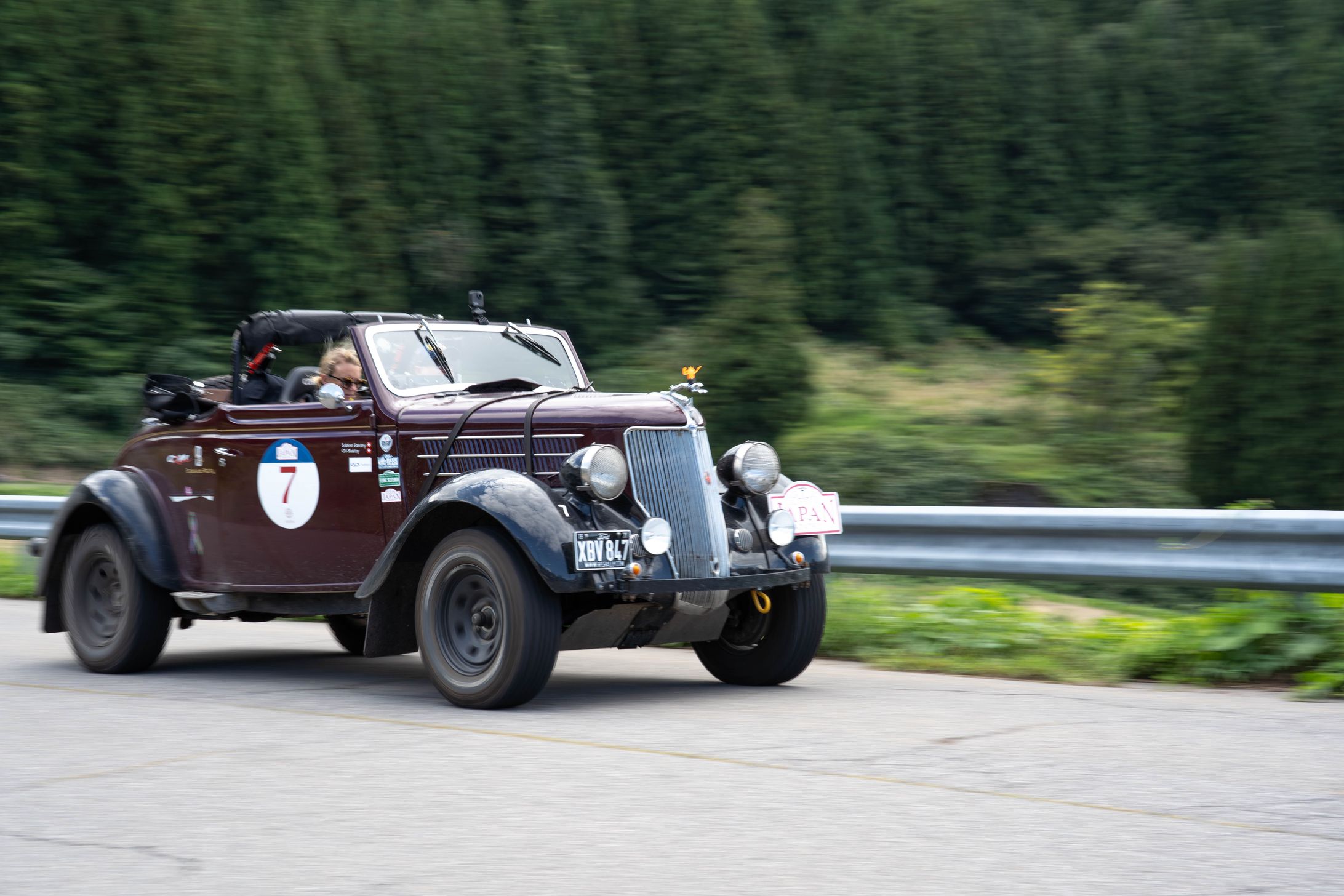 クラシックカーツアー-1