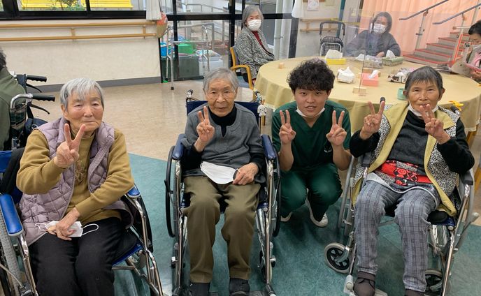 大学生、カラフル