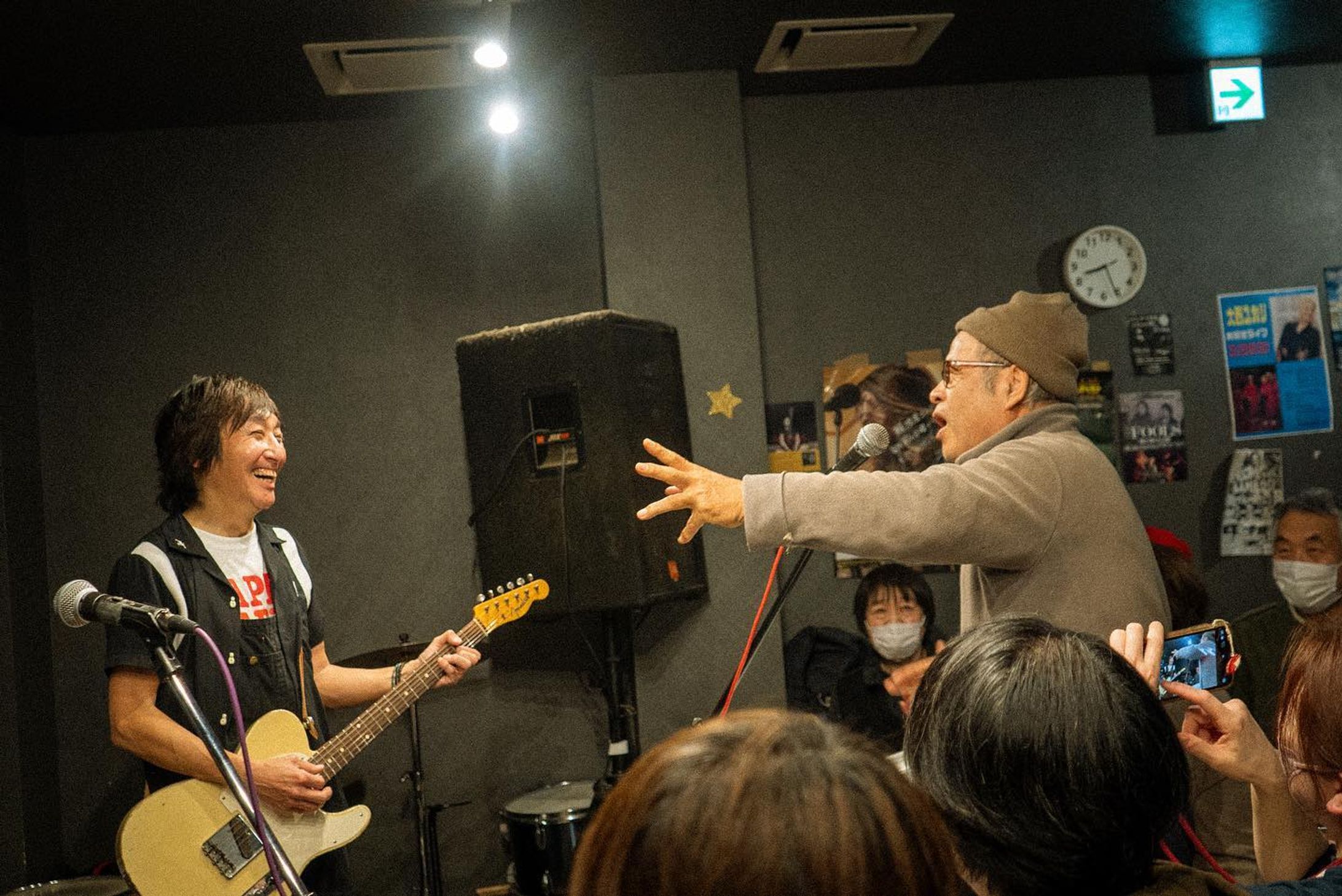 ︎

12.02.23
ウルフルケイスケ

MAGICAL CHAIN ひとりSPECIAL
西成 難波屋

#ライブフォト #ライブフォトグラファー #livephoto #livephotographer #livephotography #photography #photographer #photograph #gigphotography #gigphotographer #バンド #instamusic #カメラのある生活 #カメラマンさんと繋がりたい #raw_concert #liveshooting #livemusicphotography #livemusicphotographer #撮影依頼募集中 #撮影依頼受付中 #jj_musicislife #ウルフルズ #ウルフルケイスケ #難波屋 #西成-1