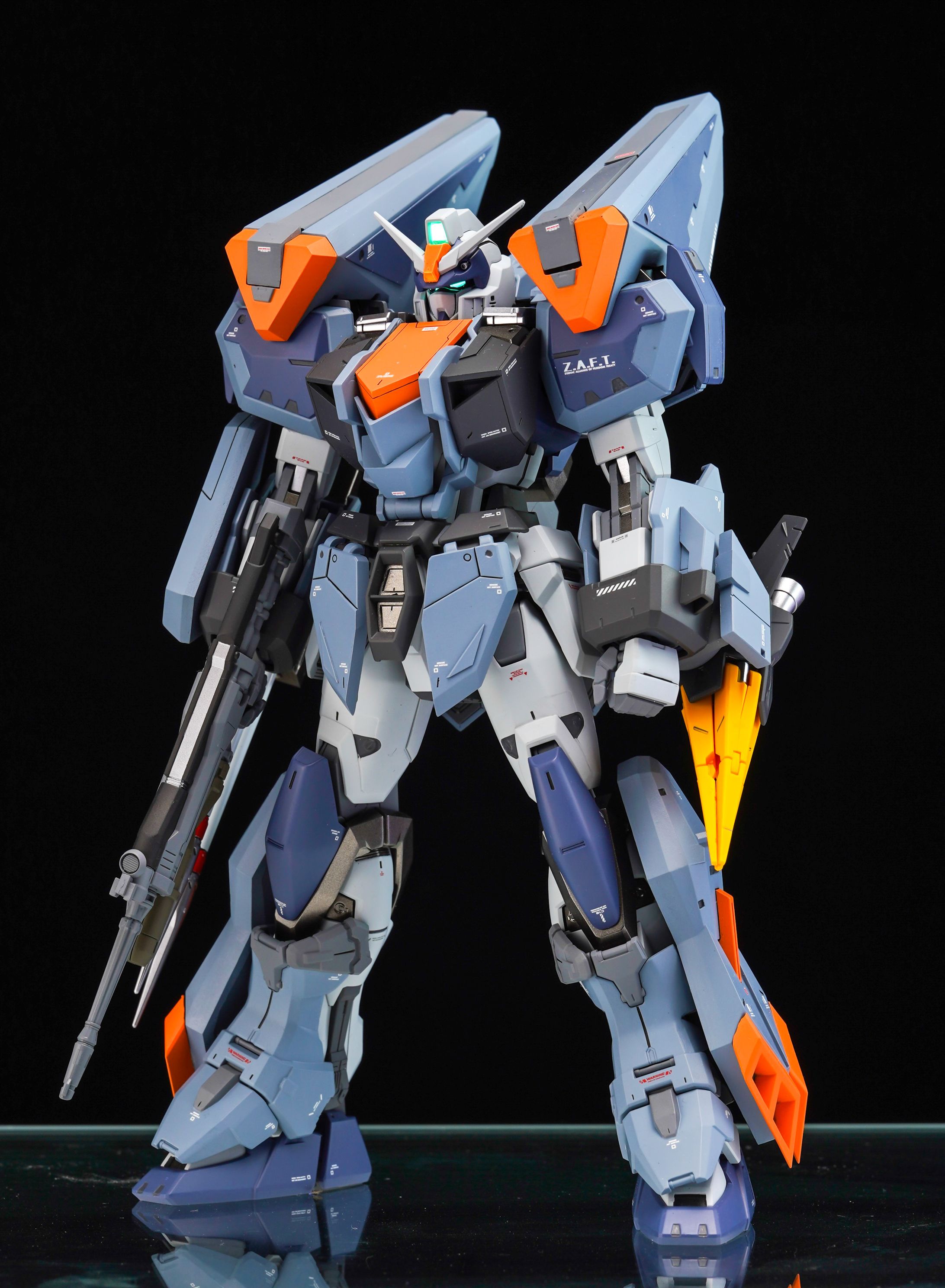 1/100 デュエルブリッツガンダム-1