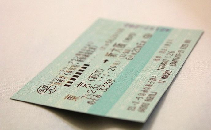 新幹線の座席「体が大きいので、2席分買って座っていいですか？」←実はNG！相撲協会にも聞いてみた
