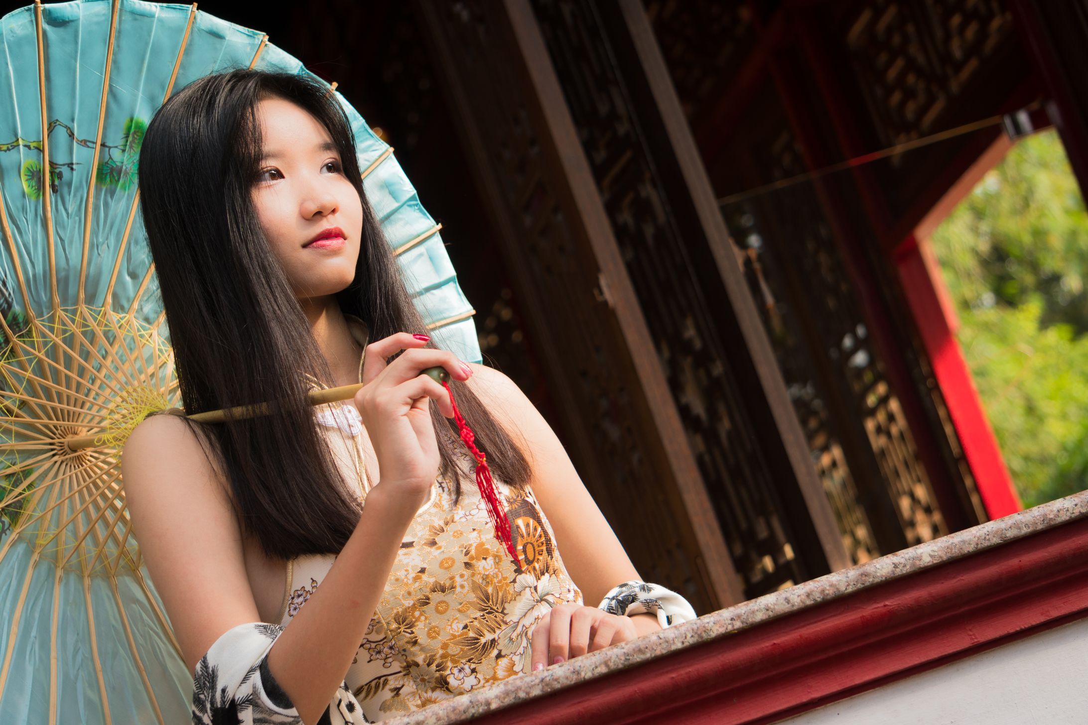 Outdoor Portrait Shooting 03-1