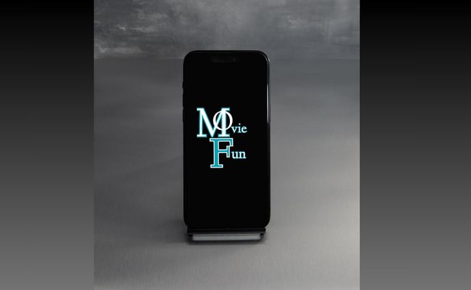 映画アプリロゴ・UI・UXデザイン