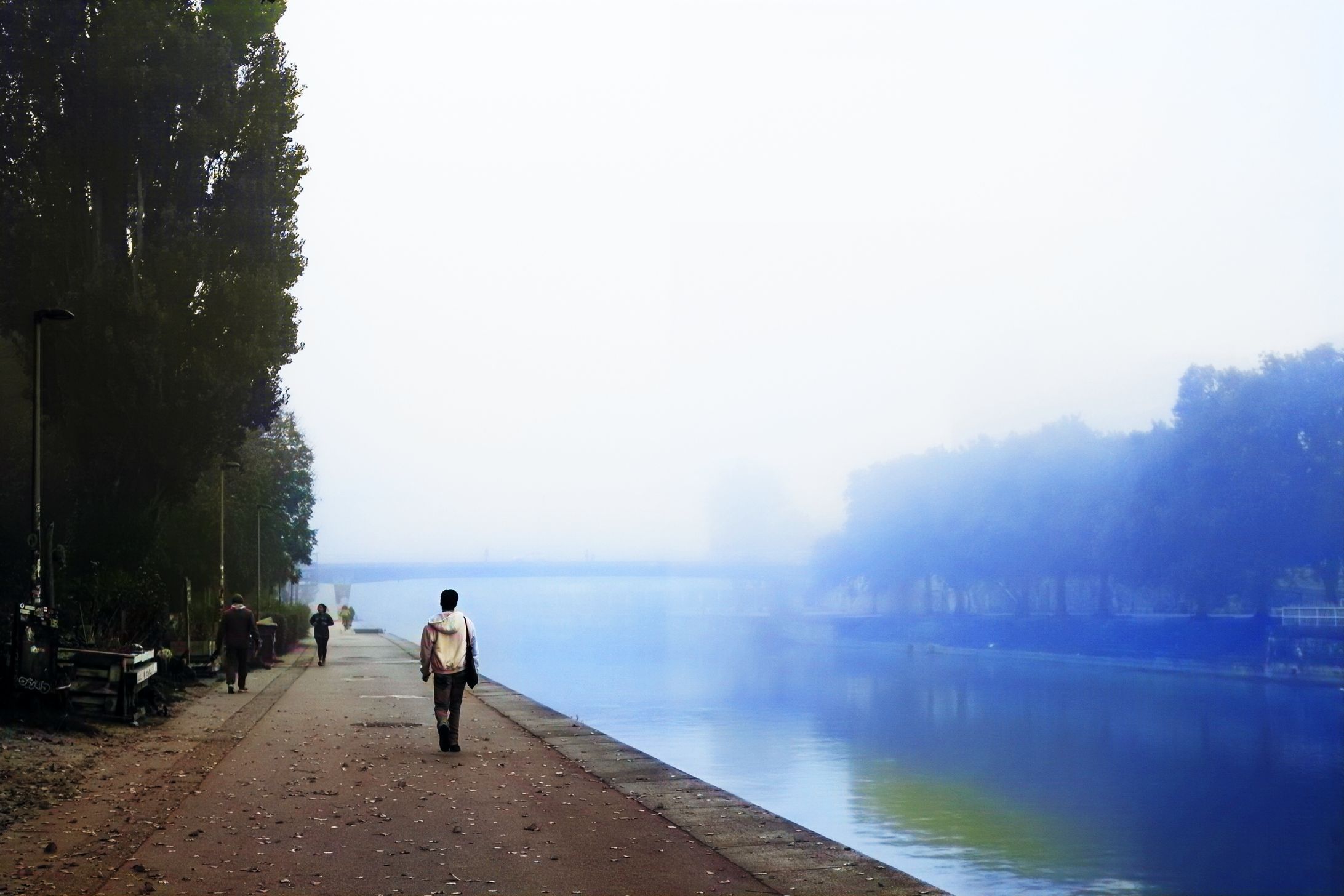 モノクロ写真のカラー復元-1