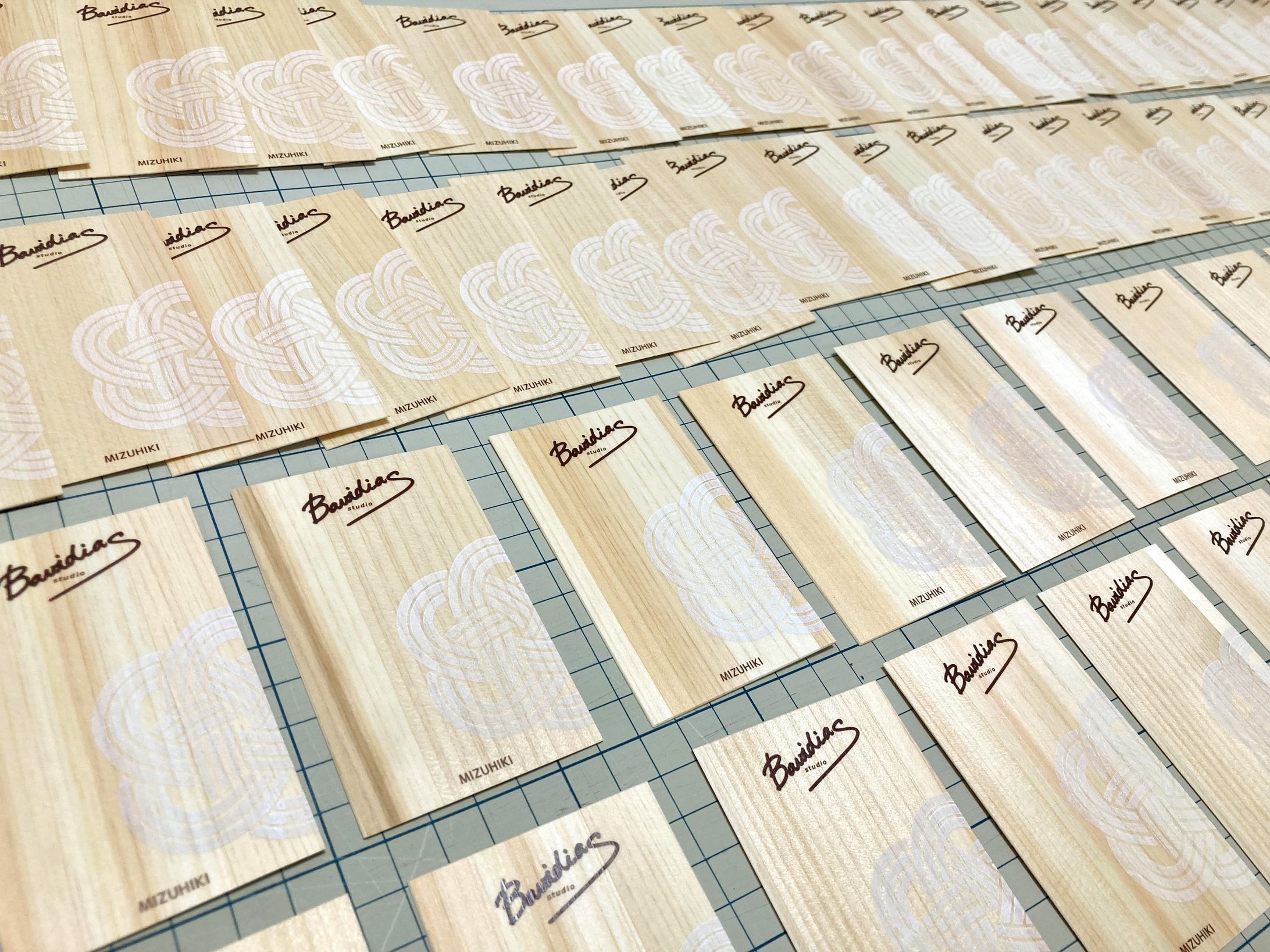 アクセサリー台紙（木の用紙）-1