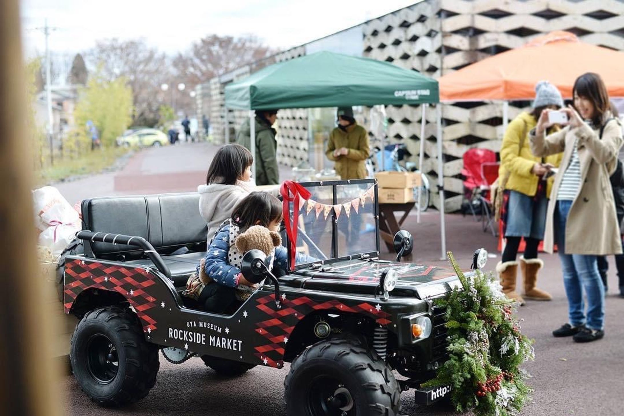 TAKANEZAWA ROCKSIDE MARKET 2018（ラッピングミニジープ）-1