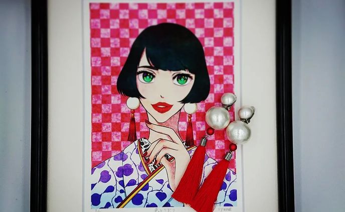 2018年のシュネー名義のときに描いた「色とりどり」のアクセサリーを作ってみました‼️
初ハンドメイドです🥰大振りのアクセサリーが好きで、アクセサリーを描いているイラストは自分が着けたいなぁと思ってるデザインが多いです。私自信はゴールドが似合わないので💦シルバー系の金具類に変更しました。変更点はそのくらいで、だいたい再現できたかなと満足してます！実際上作るのは大変でしたが、何より楽しかった✨早く着けて出掛けたいです❗

#ハンドメイド #ハンドメイドアクセサリー #ハンドメイドイヤリング #大振りアクセサリー #大振りイヤリング #和風アクセサリー #タッセル #ロングタッセル #イラスト #デジタルイラスト #デジタルアート #オリジナル #オリジナルイラスト #コットンパール #着物 #貴和製作所 #handmade #handmadeaccessories #handmadeearrings #tassel #cottonpearl #earrings #illustrations #digitalart #digitalillustration #art #wacomcintiq13hd #wacom #kimono #japan