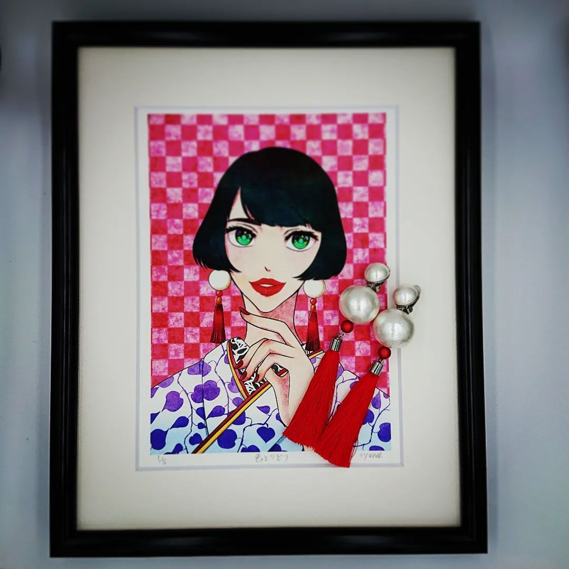 2018年のシュネー名義のときに描いた「色とりどり」のアクセサリーを作ってみました‼️
初ハンドメイドです🥰大振りのアクセサリーが好きで、アクセサリーを描いているイラストは自分が着けたいなぁと思ってるデザインが多いです。私自信はゴールドが似合わないので💦シルバー系の金具類に変更しました。変更点はそのくらいで、だいたい再現できたかなと満足してます！実際上作るのは大変でしたが、何より楽しかった✨早く着けて出掛けたいです❗

#ハンドメイド #ハンドメイドアクセサリー #ハンドメイドイヤリング #大振りアクセサリー #大振りイヤリング #和風アクセサリー #タッセル #ロングタッセル #イラスト #デジタルイラスト #デジタルアート #オリジナル #オリジナルイラスト #コットンパール #着物 #貴和製作所 #handmade #handmadeaccessories #handmadeearrings #tassel #cottonpearl #earrings #illustrations #digitalart #digitalillustration #art #wacomcintiq13hd #wacom #kimono #japan-1