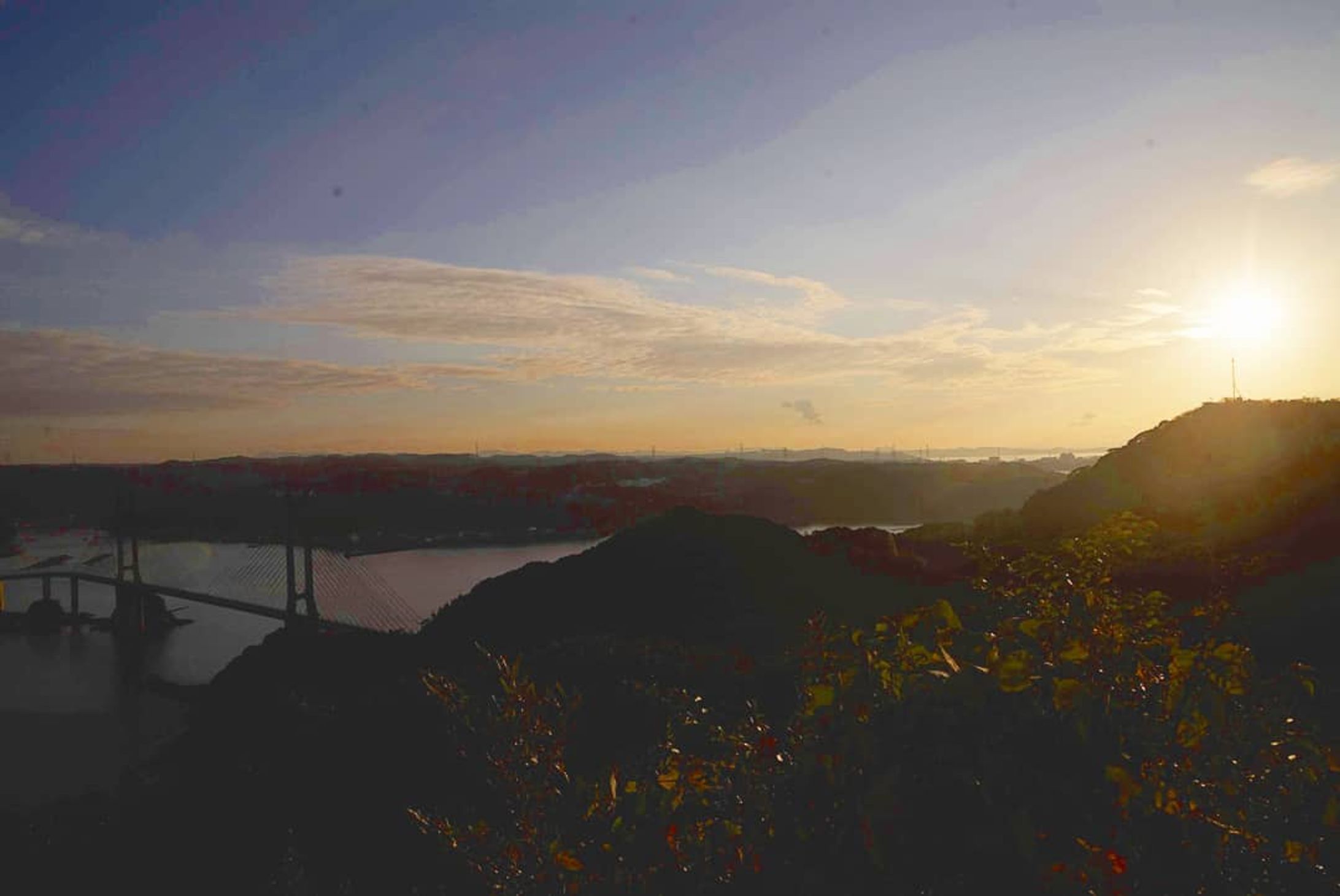 夕凪
#CanonEOS5D#佐賀県#唐津市#呼子#呼子大橋#風の見える丘公園#風景#夕日#海#landscape#photography-1