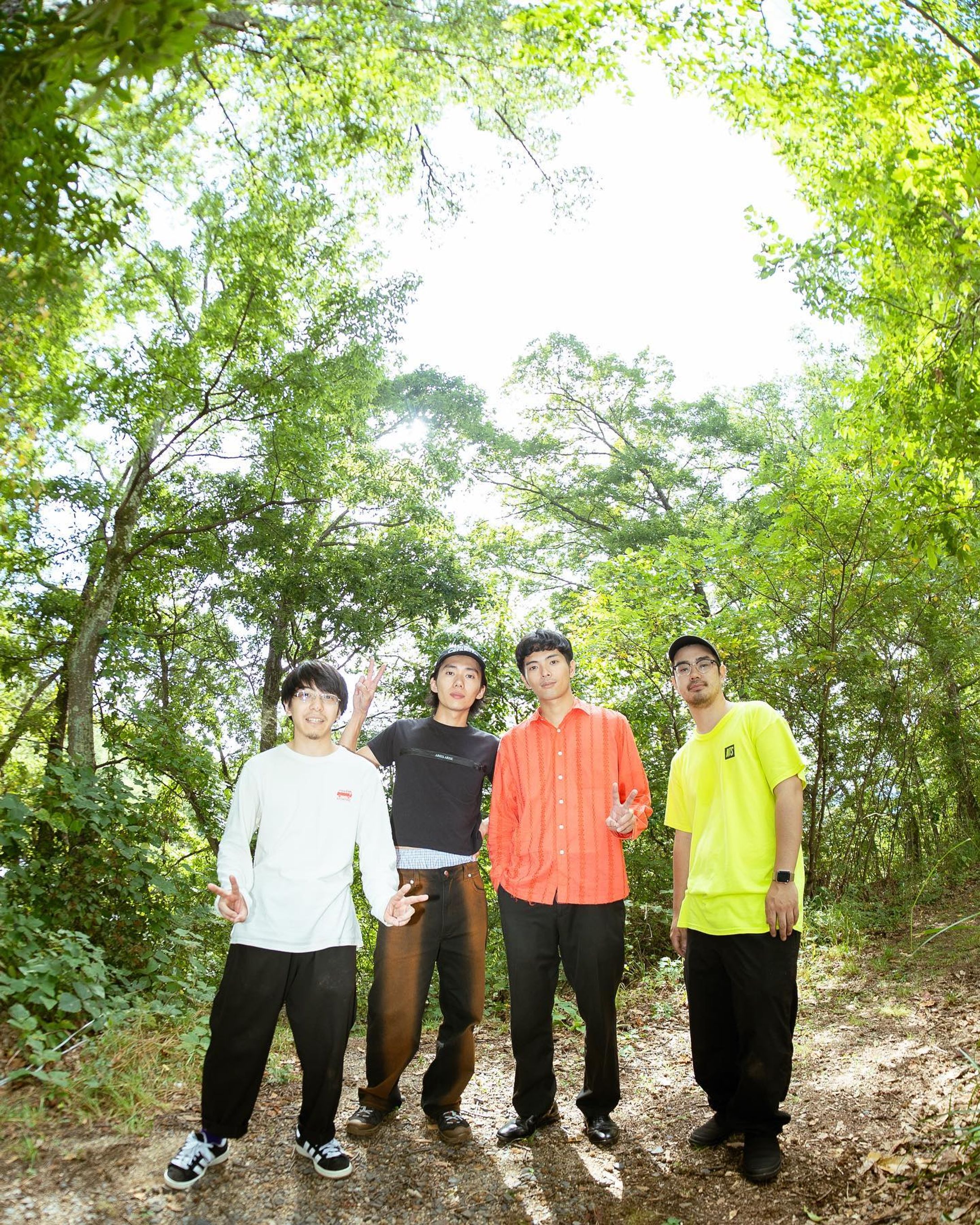 MONO NO AWARE @mono.no.aware.0630 
りんご音楽祭'23-1