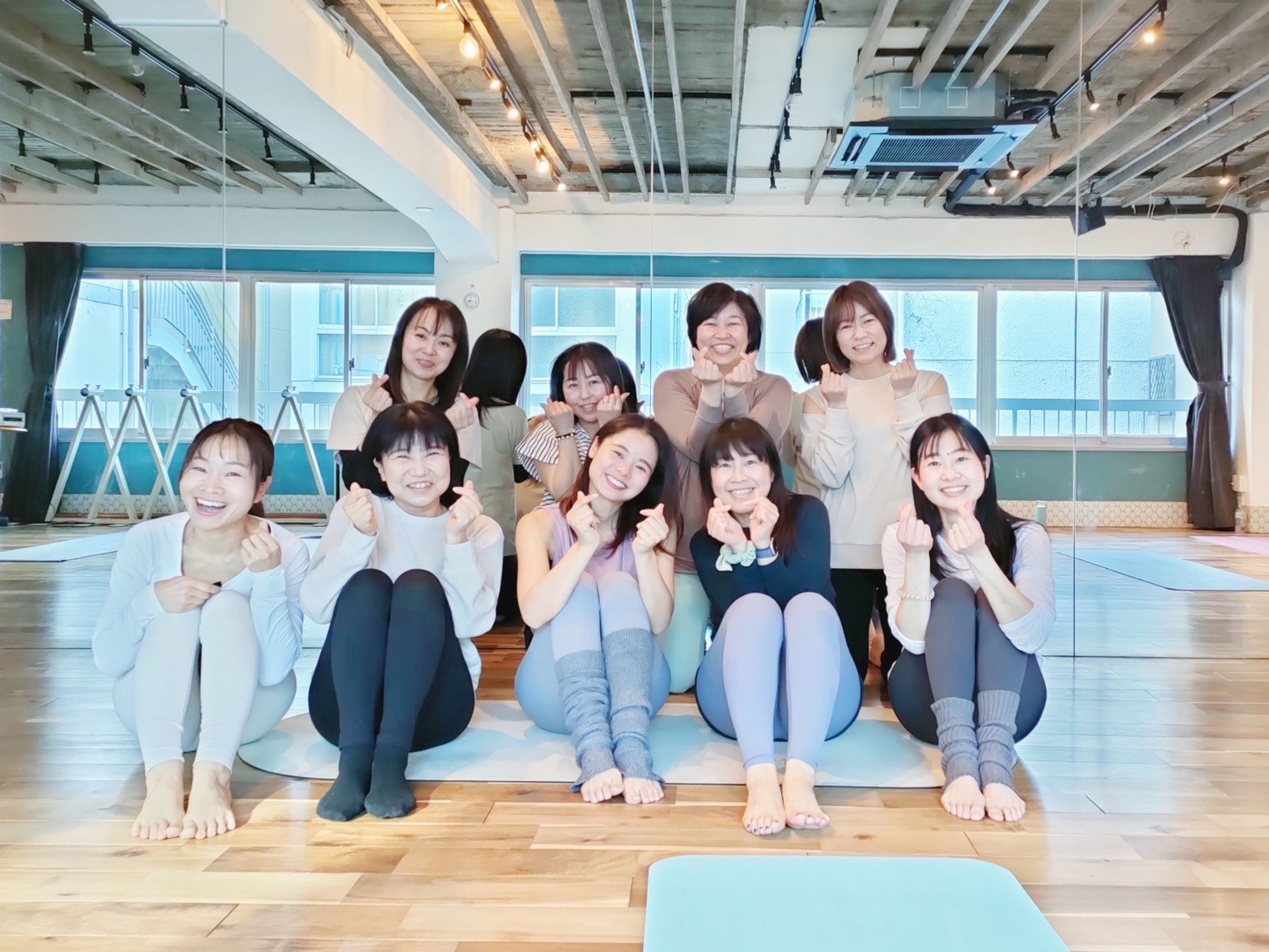 癒しのゆったりフローヨガ-1