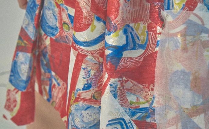 【告知】

12/15〜12/19日
赤レンガ倉庫1号館2階

来週より行われるアートイベントにご招待頂き、
衣装が作品として出展されます。

15.18.19日はデザイナーの滞在予定がございます。
いらっしゃる場合は事前にお知らせ頂けるとその時間必ずおります。

飾られているのは衣装のみですが、
撮影のポートレートも同時にインスタで公開致します。(会場のQRコードから飛べます)

このような時世ではありますが、
投票などもございますので是非お越しください。
お待ちしております。

photographer: @mikimademiki 
hairmake: @mkny_____ 
model: @shu_y73 
costume:INATONARUMI watanabe aina

#costume #art  #衣装 #衣装展示
#赤レンガ倉庫 #イベント