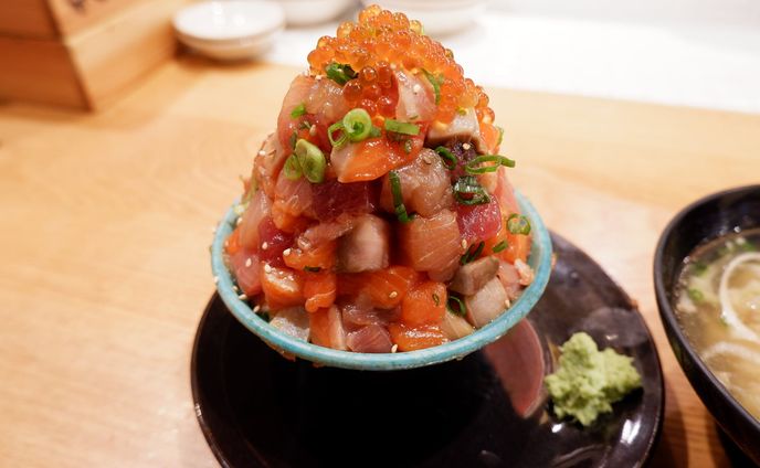 海鮮丼（静岡・熱海）