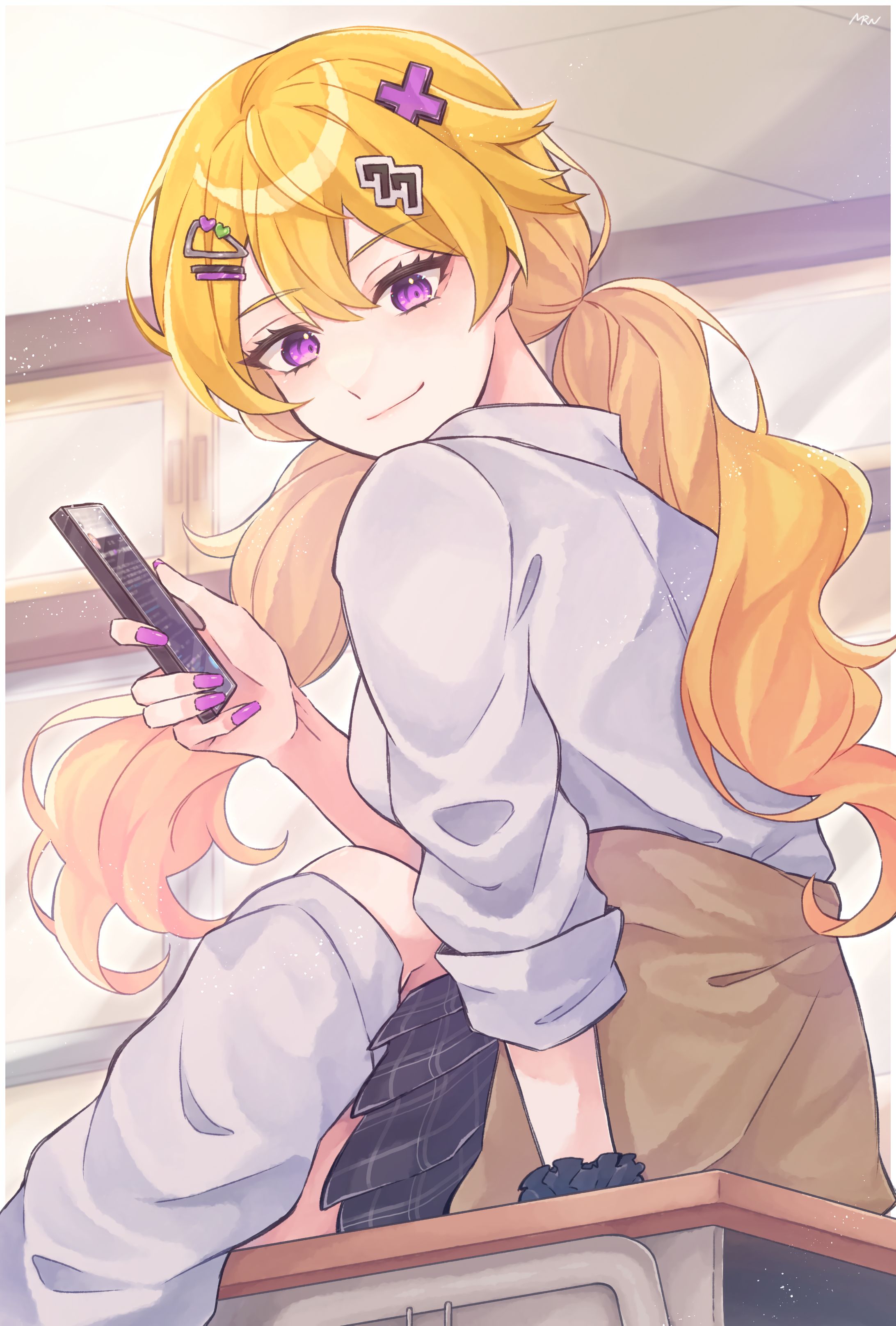 紫藤ナナさん/制服-1