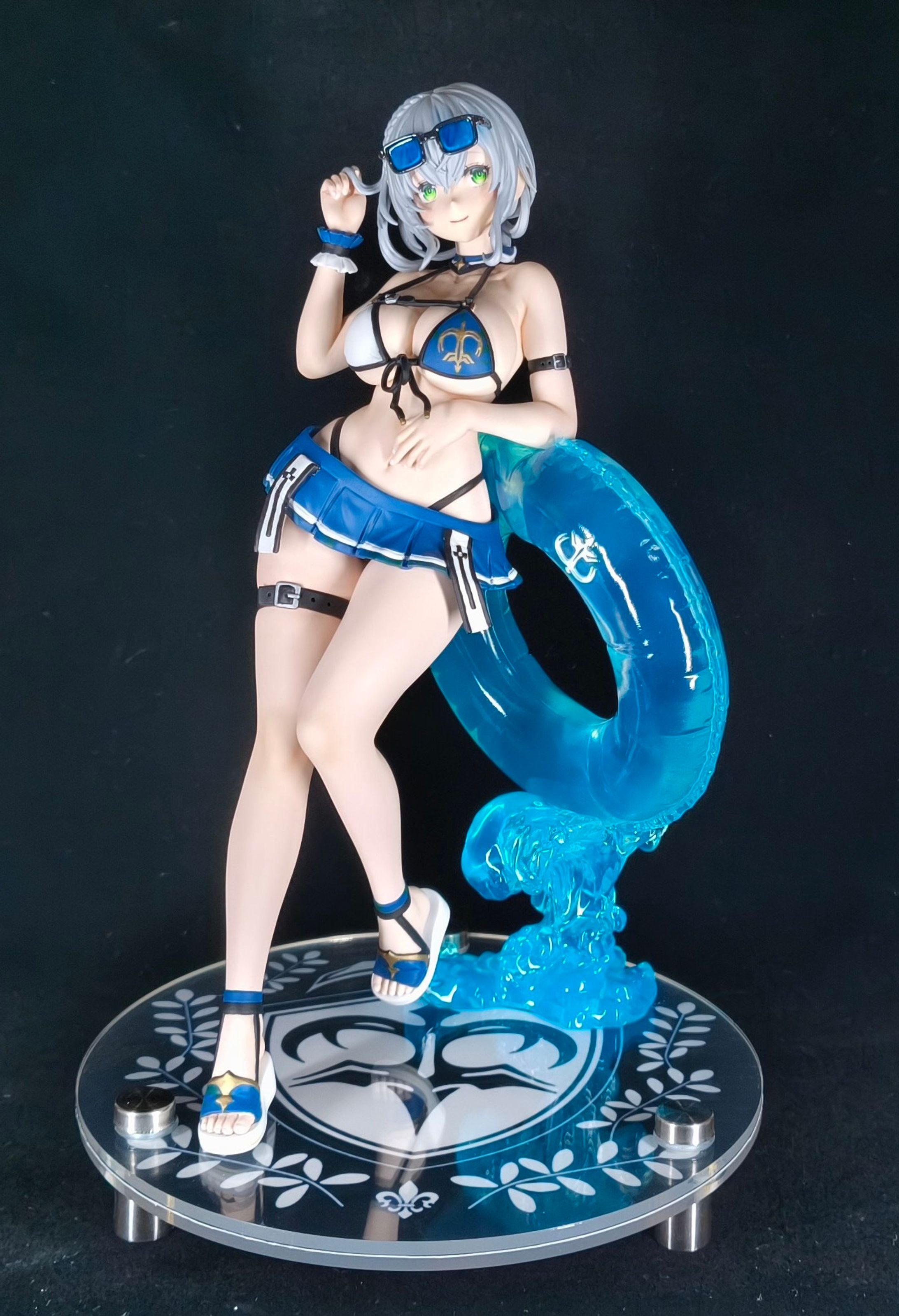 白銀ノエル　水着-1