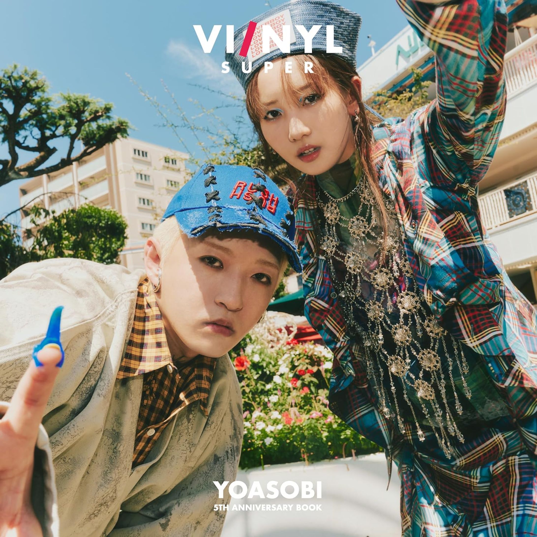 YOASOBI5周年記念本『VI/NYL SUPER YOASOBI 5TH ANNIVERSARY BOOK』-1