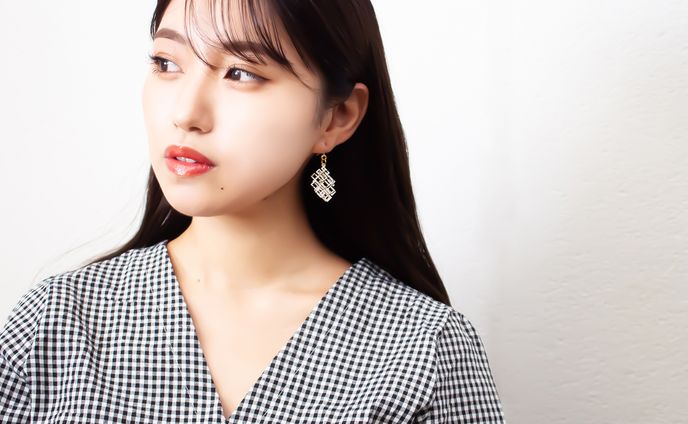 紙のジュエリー/松岡美空