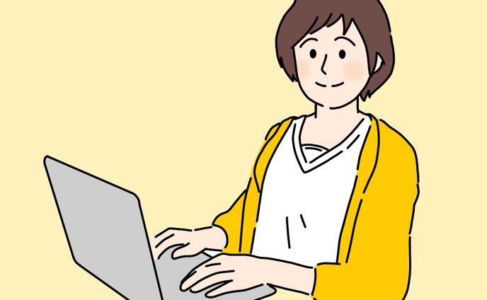 パソコンに向かう女性