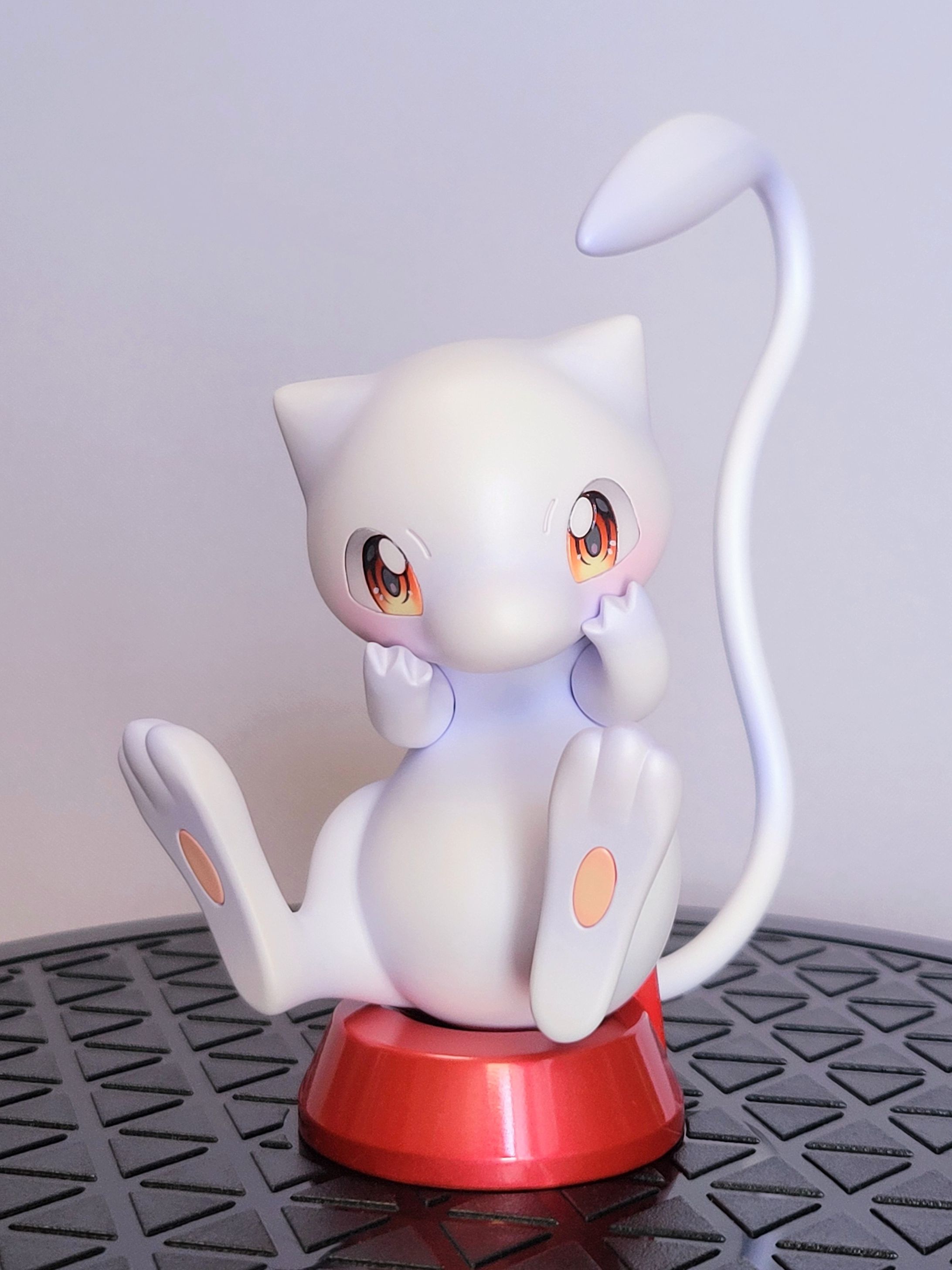 アルビノのミュウ　ポケットモンスター-1
