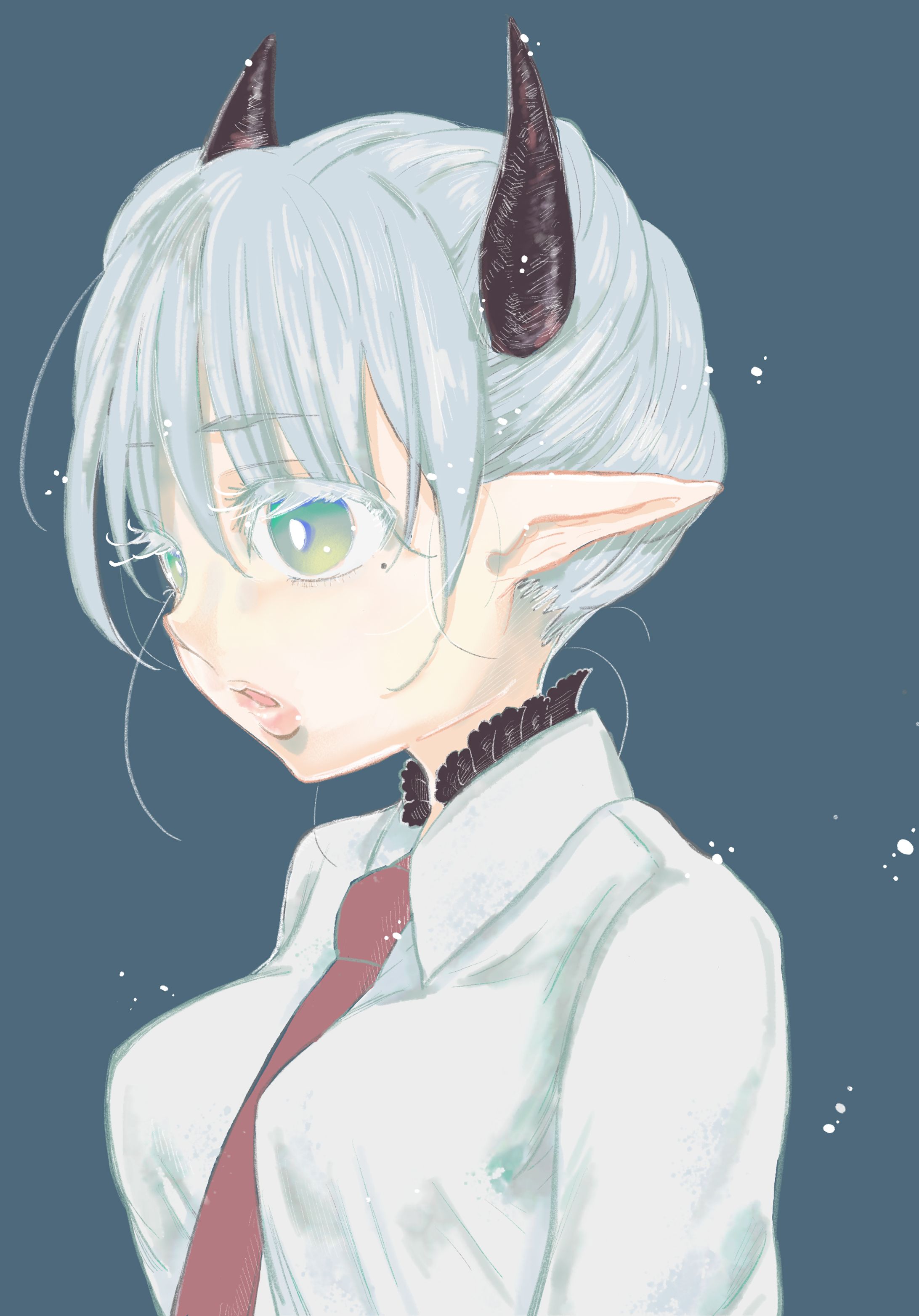 角のある女性-1