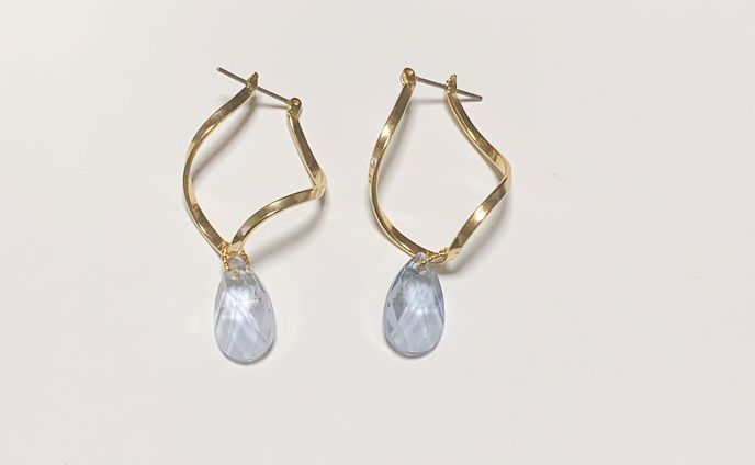 Simple gold