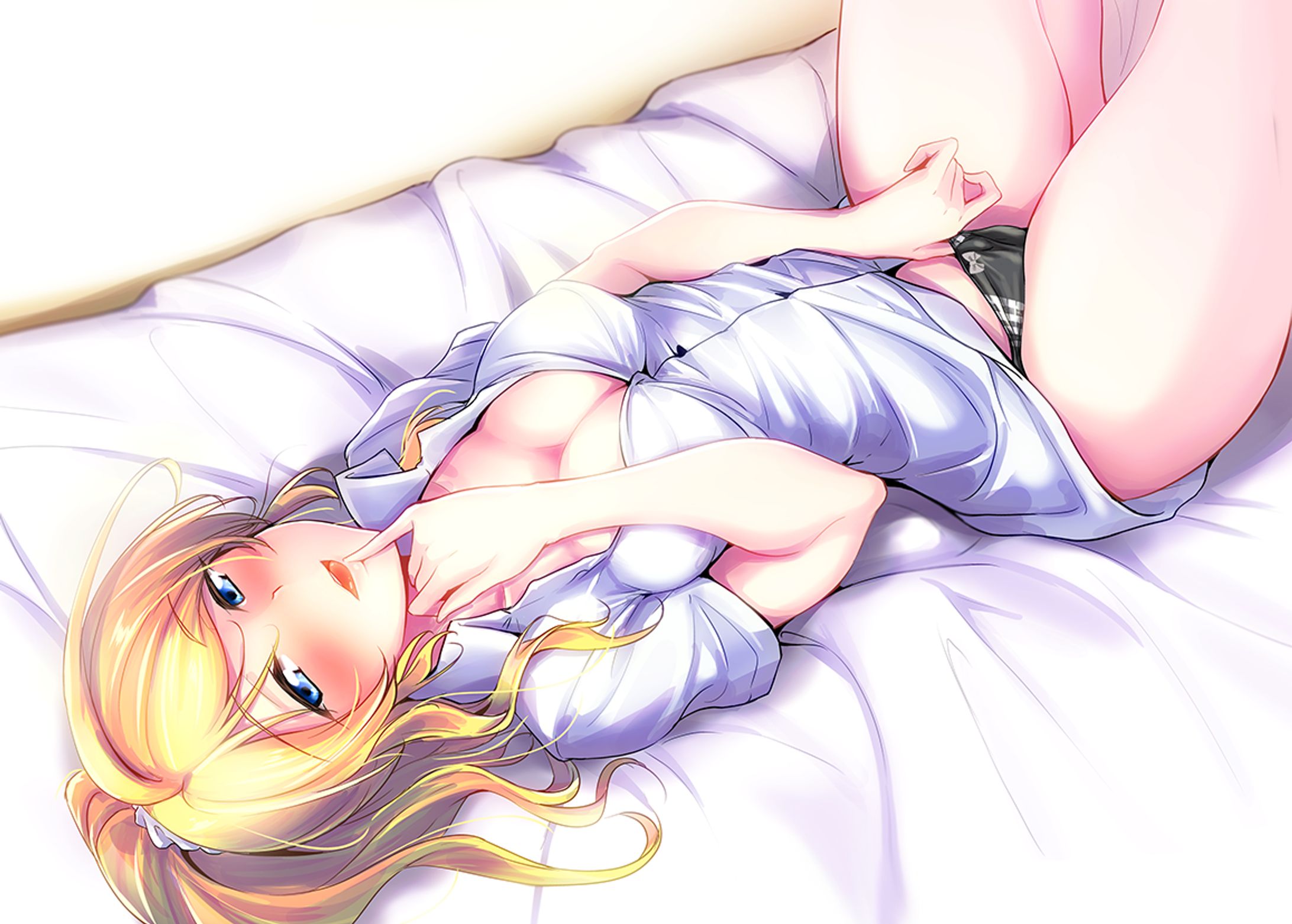 ベッドの上で-1