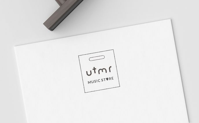 utmr MUSIC STORE / ロゴ