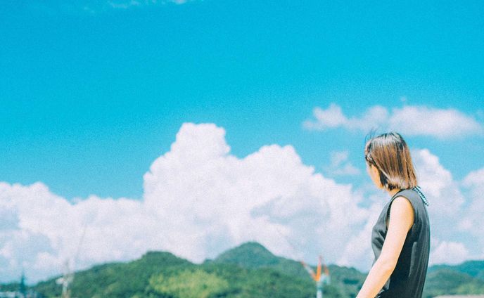 お盆

location:弓削島
Camera:Sony a7 IV
Lens: Batis 40mm F2
edit:Adobe Lightroom

今年1番の暑さ
やっぱ夏は海!

#今年の自信作
#弓削アンバサダー
#Adobe
#lightroom
#出張カメラマン