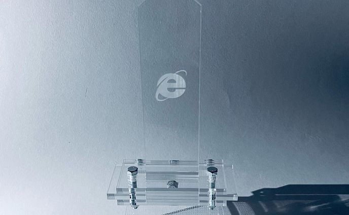 《Internet Explorerの位牌》(2022)