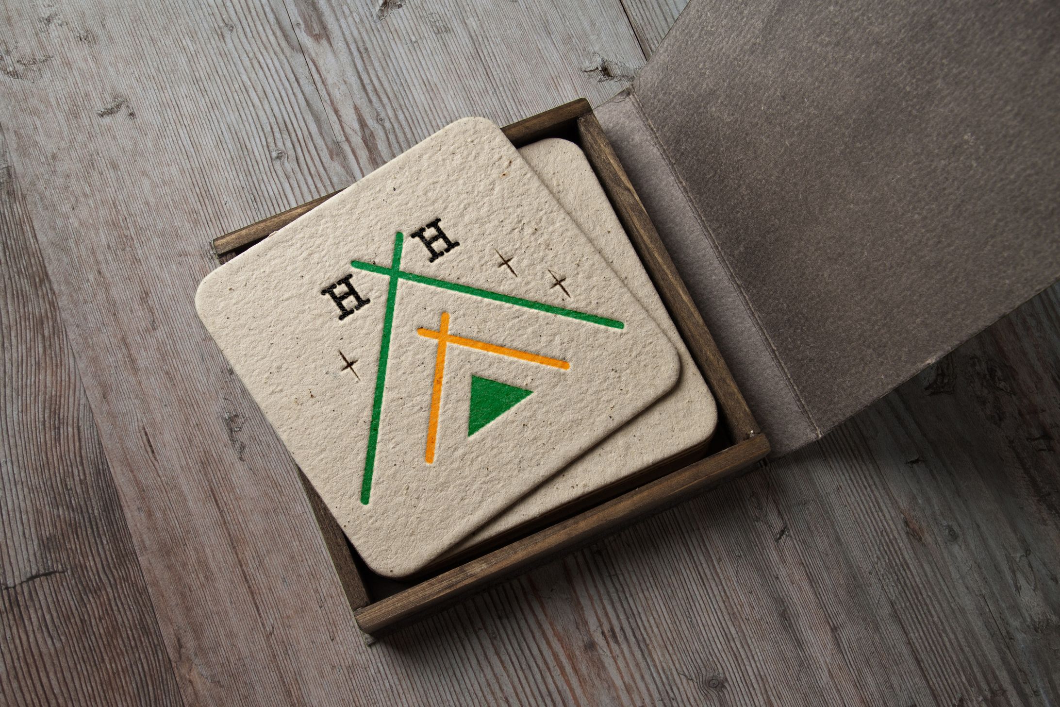 ロゴ　モックアップ-1