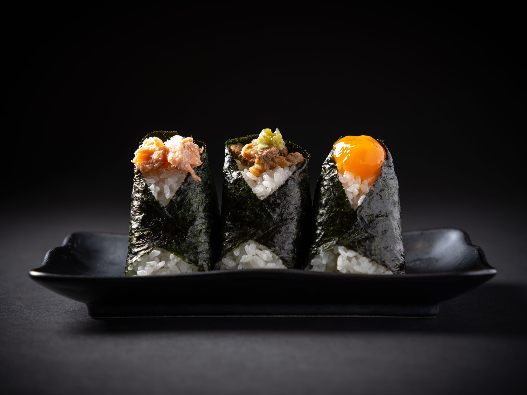 【料理写真】おにぎり鼓-1