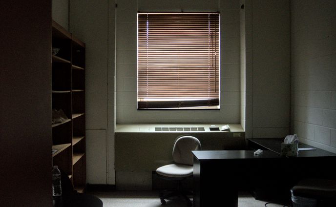 Beeghly Sits Empty (Photos)
