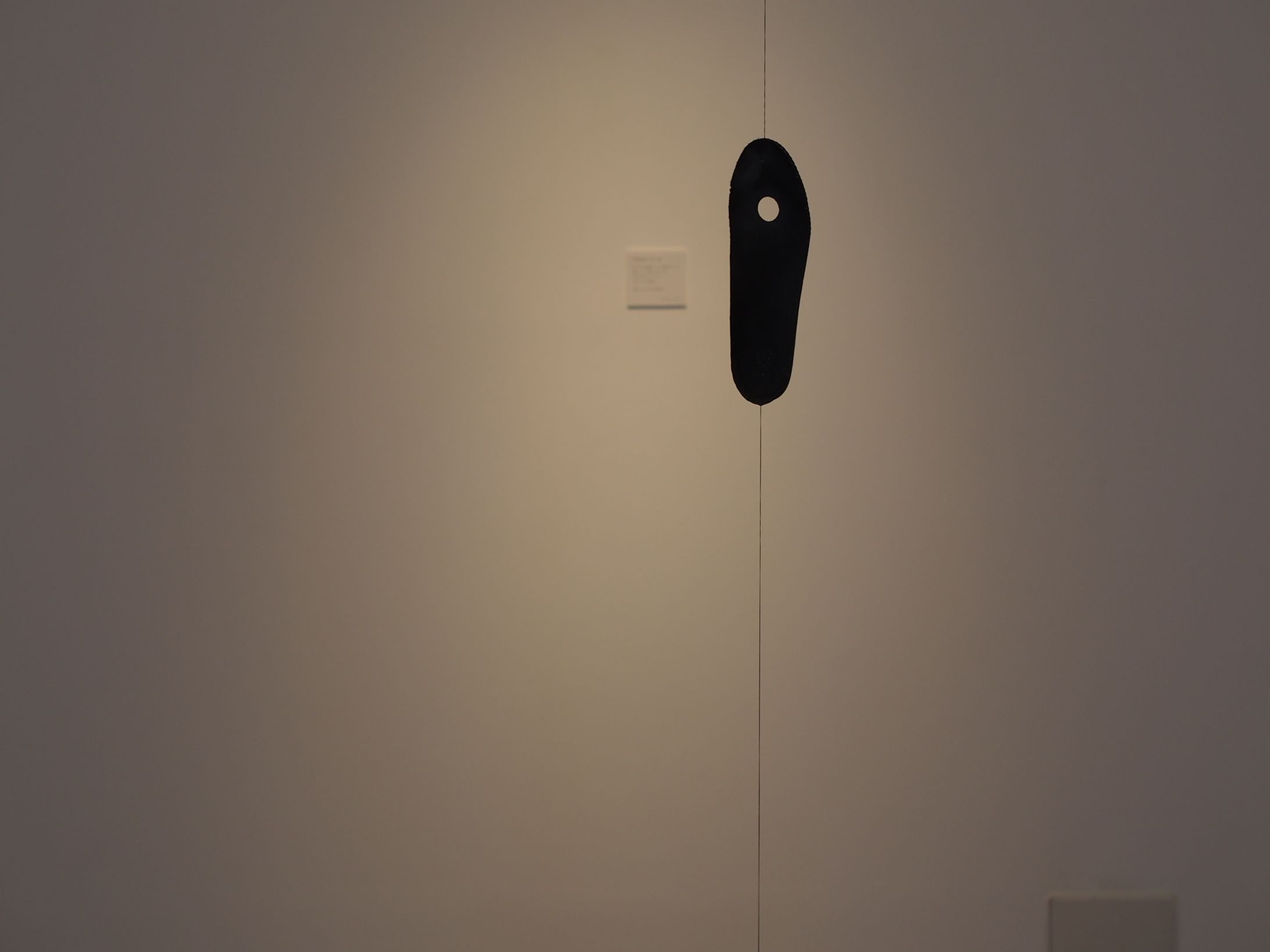 個展　穴があいている-1