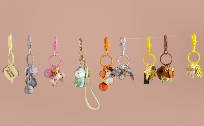 ラブブ、ちいかわ、ミャクミャク…キャラクタービジネスの流行サイクルはどう生まれる？