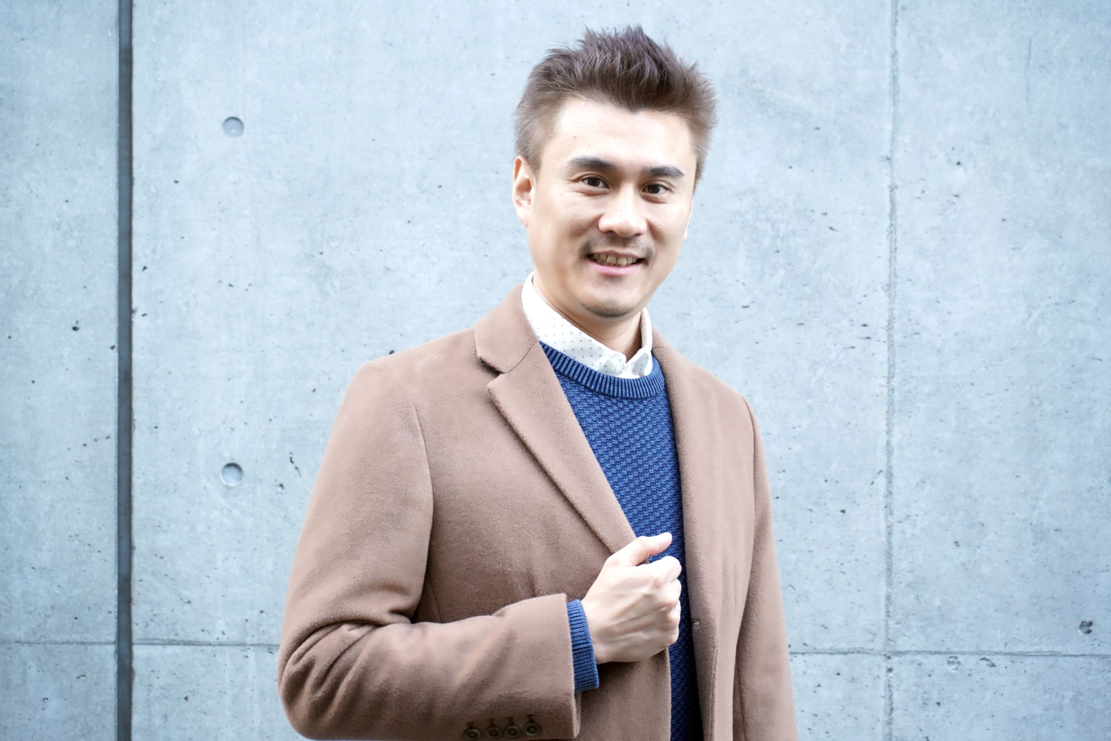 山岡稔代表取締役 - ビジネス写真/プロフィール-1