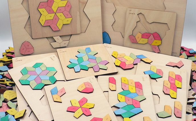 Pentagon puzzle set