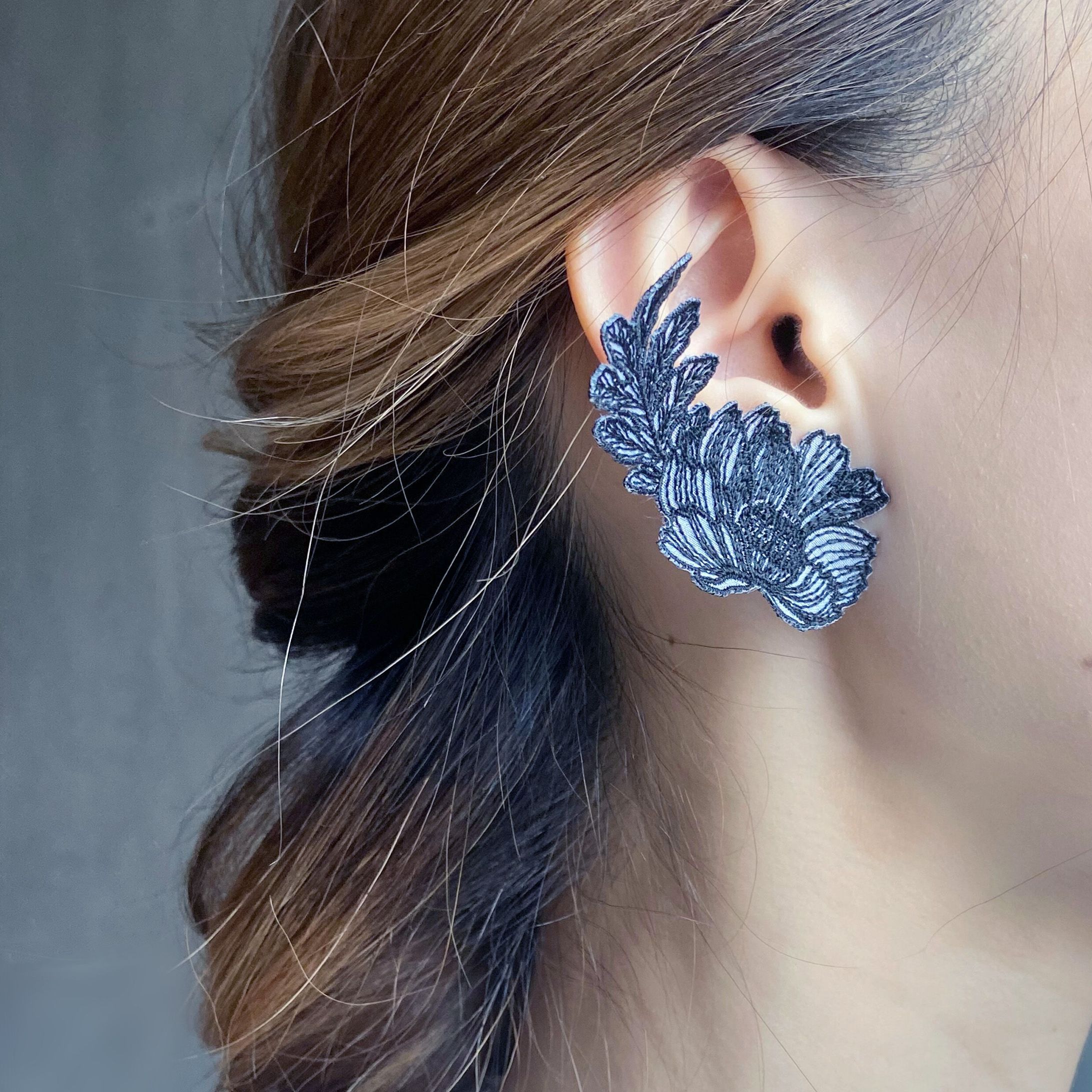 刺繍イヤリング-1