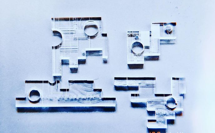 言葉の端々(2018)
.
アクリル製
.
.
.
#art #artwork #instaart #instaartwork #accesorydesign #accessory #clear  #myart #japan #myartwork #cool #instacool #creative #simpleisbeautiful #colorless #simple #simplestyle  #creator #simplelife #アート #作品  #デザイン #透明 #制作 #アクリルアート #アクセサリー #ネックレス  #立体作品 #雑貨 
#colorlessworld