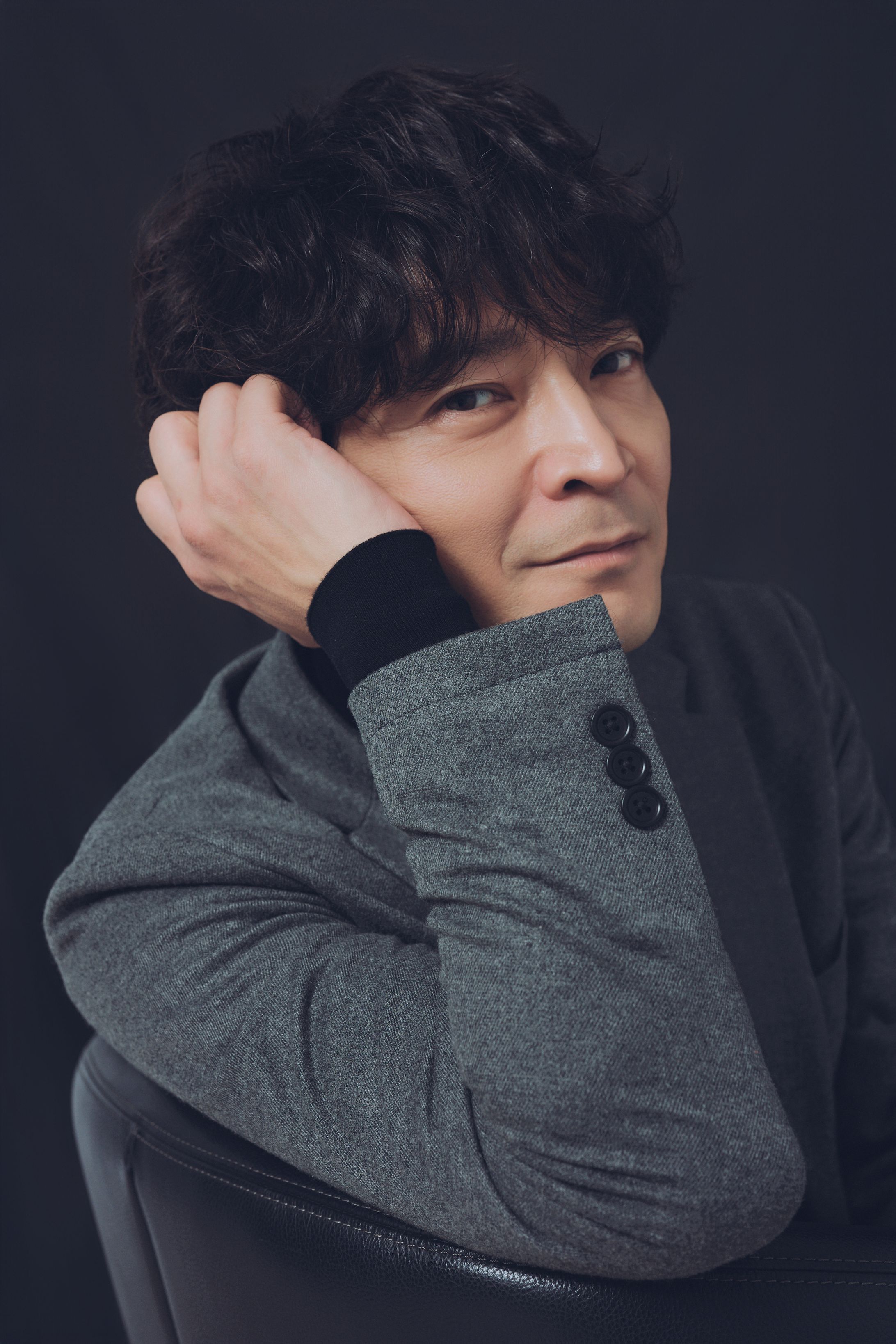 津田健次郎さん-1